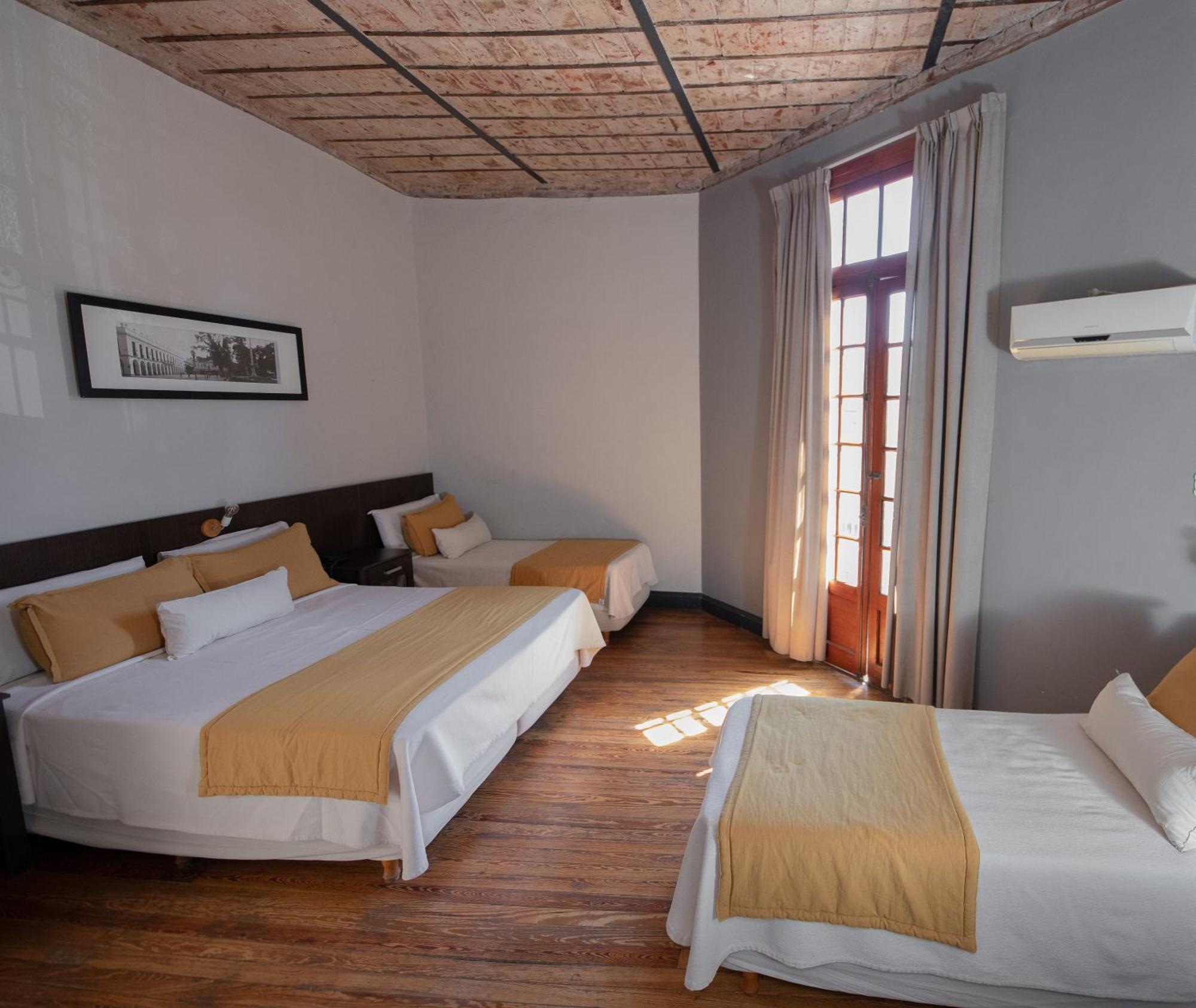 Gran Rex Hotel Cordoba Exterior photo